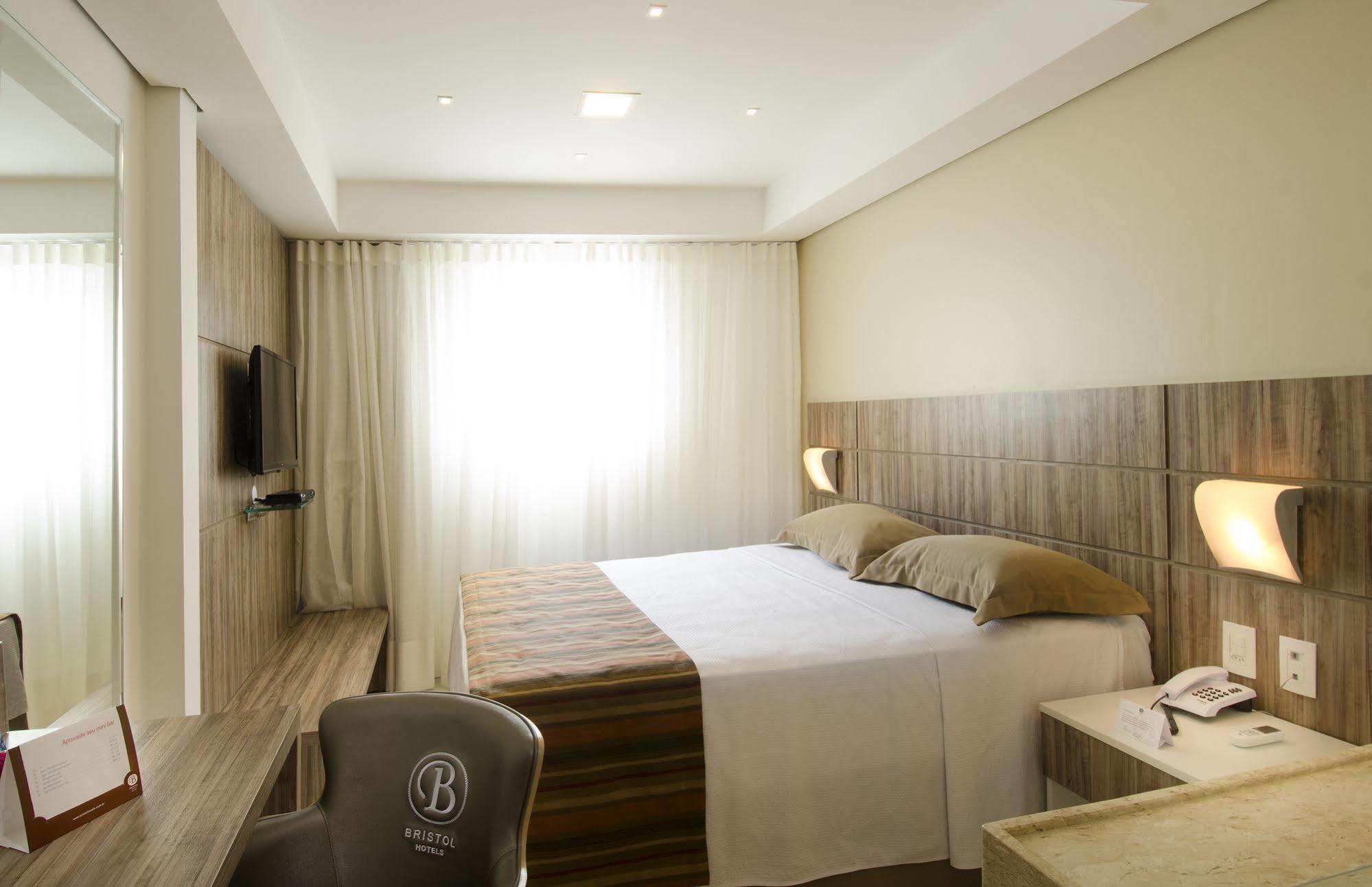 Profissionalle Hotel Sao Luis Buitenkant foto